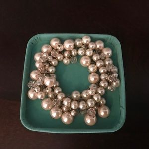Chunky stretch pearl bracelet